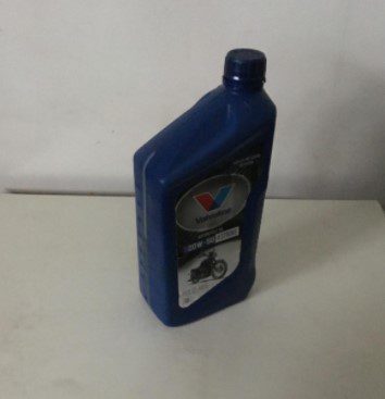 Valvoline 4-Stroke Motorcycle SAE 10W-40 Motor Oil