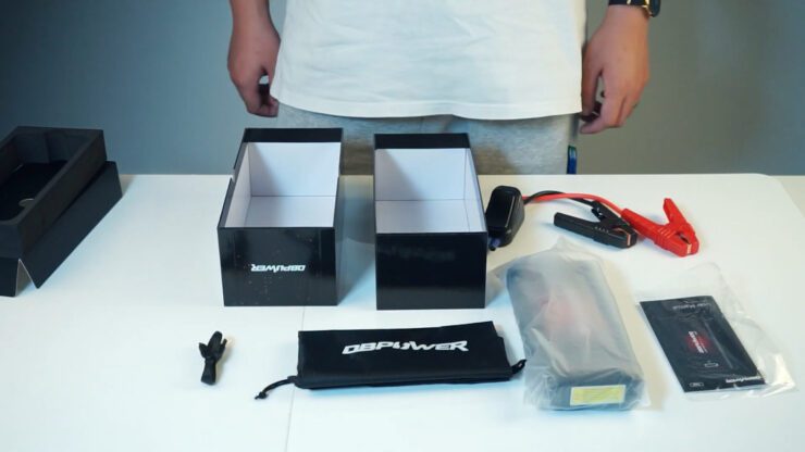 Inspecting the Unit - How to Match a Jump Starter to Your Vehicle’s Requirements