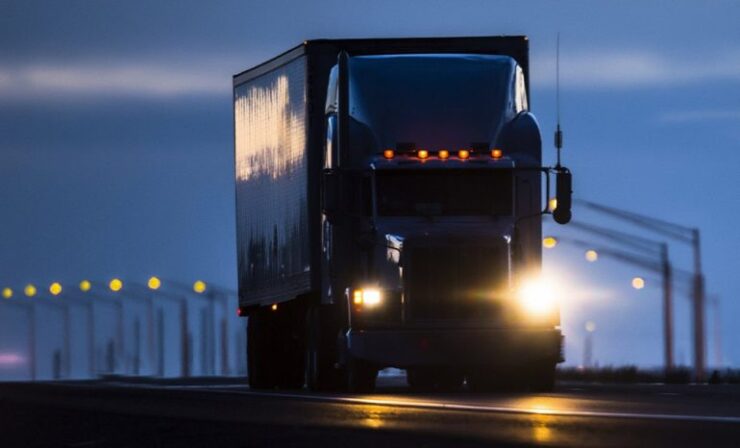 Essential Safety Tips When Your Vehicle Breaks Down on the Highway 4 Nighttime and Weather Considerations for driving truck